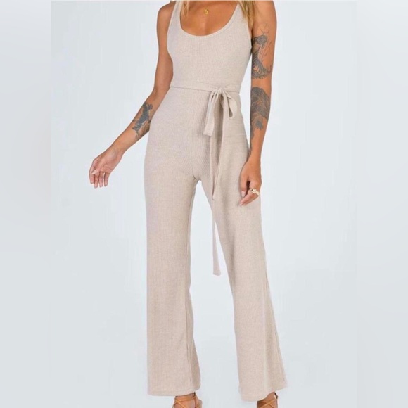 Princess Polly jumpsuit - Picture 2 of 3